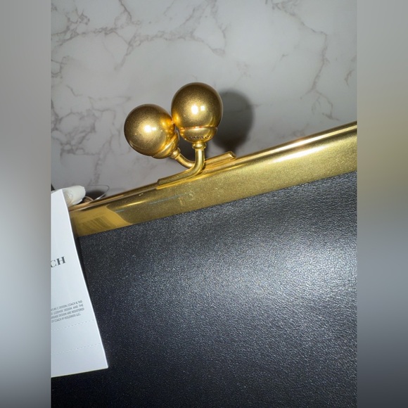 Coach Large Kisslock Frame Bag 2025 in Brass/Black Glovetanned Leather CBR51 NWT - Picture 9 of 16